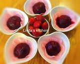 Hình bước làm 6 của món Ichigo Daifuku (Japanese Strawberry Mochi) -  Bánh mochi đại phúc