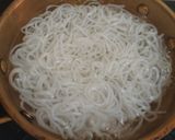 Foto langkah ke 2 dari resep Shiratake Goreng Singapore.