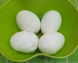 Foto langkah ke 3 dari resep Egg Sandwich.