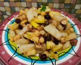 A picture of step 3 of Fruity masala chat.