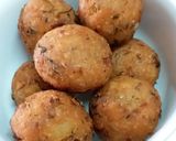 A picture of step 12 of Poha Pakoda.
