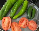 Foto del paso 1 de la receta: Papas con rajas y queso