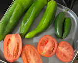 Foto del paso 1 de la receta: Papas con rajas y queso