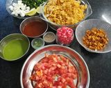 A picture of step 1 of Cornflakes Bhel.