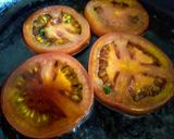 Foto del paso 4 de la receta: Montaditos de tomate en reducción de vinagre balsámico...!!