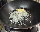 吻仔魚炒蛋(簡單料理)的食譜步驟4照片