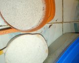 A picture of step 1 of Uji ya wimbi (millet).