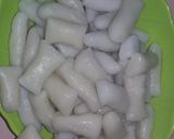 Foto langkah ke 2 dari resep Teokkbokki (Kue Beras Pedas Korea).