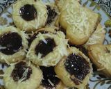 Foto langkah ke 7 dari resep Crunchy Chocolate and Cheese Cookies.