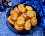 A picture of step 8 of Spanish Pumpkin Bunuelos (Fritters).