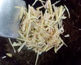รูปขั้นตอนการทำที่ 1 ของ ผักไก่ใส่ขิง (สูตรไม่ใส่พริกและเห็ดหูหนู) #เลือกทำกินเอง