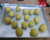 Foto langkah ke 2 dari resep Bola bola ubi kopong.
