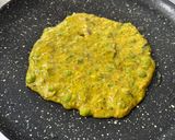 A picture of step 12 of Healthy Sattu Oats Chilla.