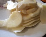 Foto del paso 1 de la receta: Pizza de patatas y verduras con jamón y queso