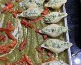 Foto del paso 9 de la receta: Conchas de pasta rellenas en tres tipos ! Cangrejo, vegetales, champiñones y tocino
