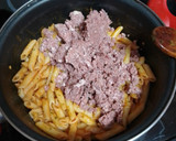 Foto del paso 3 de la receta: Penne con carne y tomate