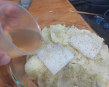 Foto del paso 5 de la receta: Bacalao al horno, con patatas y cebolla