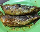 Foto langkah ke 4 dari resep Ikan Kembung Bakar Padang versi Teflon.