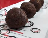 Foto del paso 4 de la receta Trufas con bizcochuelo casero de chocolate