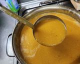 Foto del paso 5 de la receta: Sopita cremosa de calabaza lentejas y zanahoria