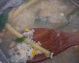 Foto langkah ke 3 dari resep Tinutuan (Bubur Manado) dan Sambal Ikan Roa.