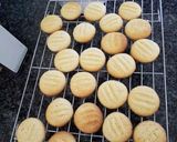 A picture of step 6 of Lemon Cookies.