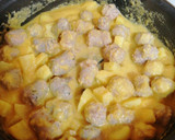 Foto del paso 4 de la receta: Guiso de butifarra al vino con judías y patata