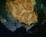 Foto langkah ke 5 dari resep Telur Dadar Keju.