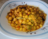 Foto del paso 1 de la receta: Garbanzos con mejillones en escabeche