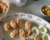Foto del paso 3 de la receta: Huevos rellenos y paté de cangrejo