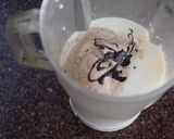 A picture of step 2 of Loaded shake/ Chocolate Milk shake.