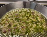 Foto del paso 4 de la receta: Arroz de rape, gambas y congrio con alioli 🦐