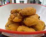 A picture of step 6 of Moong daal (Mangodi pakora).