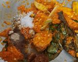 Foto langkah ke 4 dari resep Ceker Pedas Daun Jeruk.
