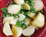 A picture of step 4 of آلو مٹر 🍃🥔🥔🍃.