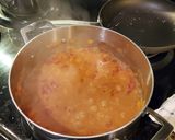 A picture of step 5 of Spicy Peanut Butter Soup.