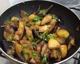 A picture of step 4 of Baingan(Brinjal) Aloo(potato) ki Bujhya.