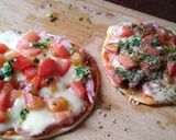 Foto del paso 3 de la receta: Pizza de tapa de empanadas en sartén