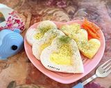A picture of step 9 of Heart-Shaped Toast Breakfast.