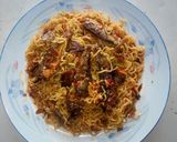A picture of step 3 of Noodles and dried fish.