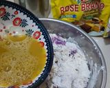 Foto langkah ke 2 dari resep Roti Goreng (Tanpa Ulen) Manis Ubi Ungu.