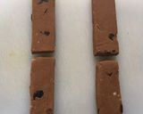 Foto del paso 7 de la receta Gofio amasado con miel de Palma, Almendras y Pasas“TURRÓN CANARIO” y....Barritas con Chocolate
