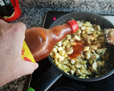 Foto del paso 3 de la receta: Arroz Basmati frito con Pollo y Manzana Fuji