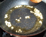 Foto del paso 2 de la receta: Farfalle a la marinera
