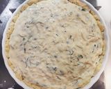 Medvehagymás-szalonnás quiche recept fázis 4 fotója