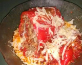 Foto del paso 9 de la receta: Ajíes rellenos de carne y arroz en salsa