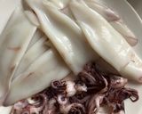 Foto del paso 2 de la receta: Paella de frutos del mar con gambones congelados