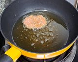 รูปขั้นตอนการทำที่ 4 ของ หมูก้อนทอด