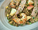 Foto del paso 7 de la receta: Ensalada de lentejas con manzana y gambones