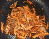 A picture of step 3 of Stir fried sweet potato.